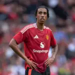 Leny Yoro Manchester United